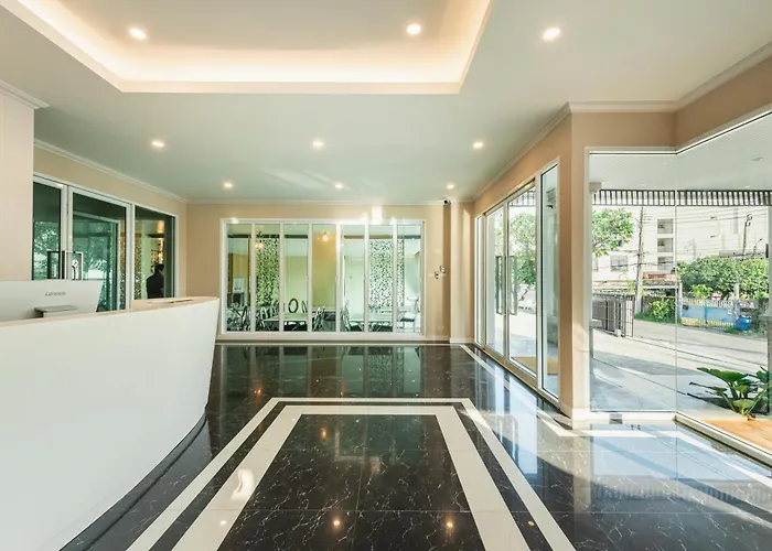 Zayn Bangna Hotel 3*